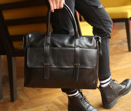 sac-main-rigide-double-rabat-design-minimaliste