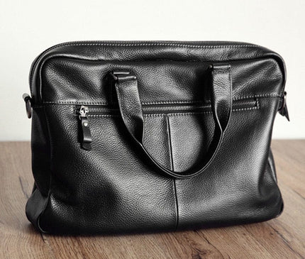 sac-noir-structure-design-urbain-sophistique