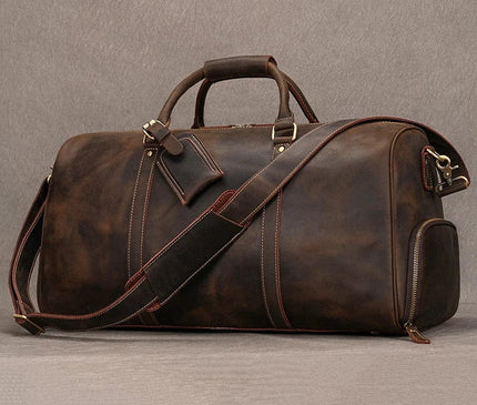 Sac de voyage structuré marron avec compartiment latéral