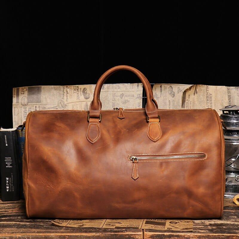 Sac en cuir marron rectangulaire avec patine vintage