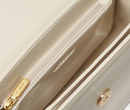 Petit sac à main avec détail floral doré