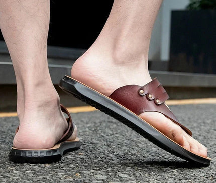 sandale-minimaliste-cuir-marron-design-epure