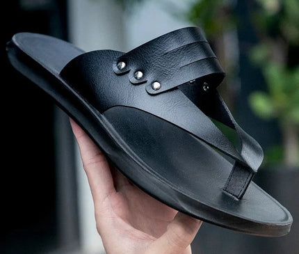 sandale-minimaliste-cuir-marron-design-epure
