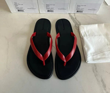 sandales-decontractees-noir-blanc-lanieres-croisees