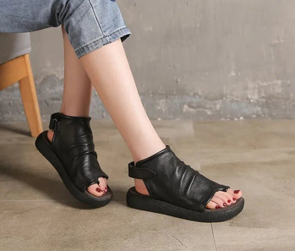 sandales-noires-ouvertes-design-monte