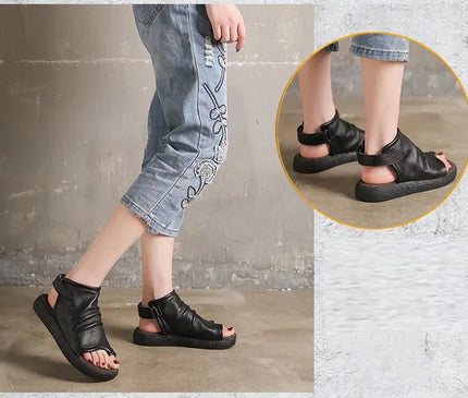 sandales-noires-ouvertes-design-monte