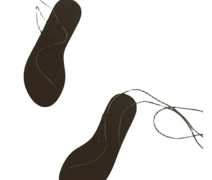 sandales-minimalistes-legeres-lanieres-entrelacees