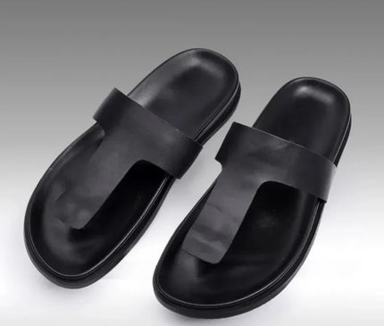 tongs-homme-noires-modernes-laniere-large