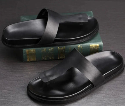 tongs-homme-noires-modernes-laniere-large