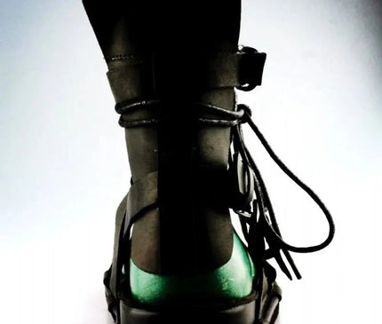 chaussure-montante-gladiateur-noir-et-vert-lanieres